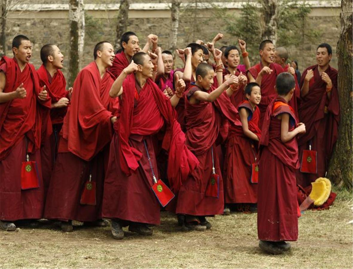 Xiahe Labrang Wangfu Hotel Esterno foto